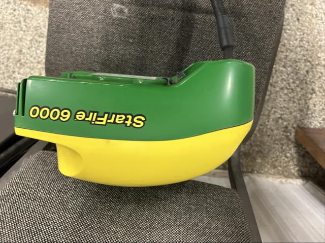 Image of John Deere StarFire 6000 equipment image 3