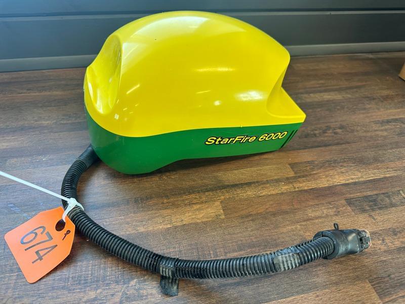 Image of John Deere StarFire 6000 Primary image