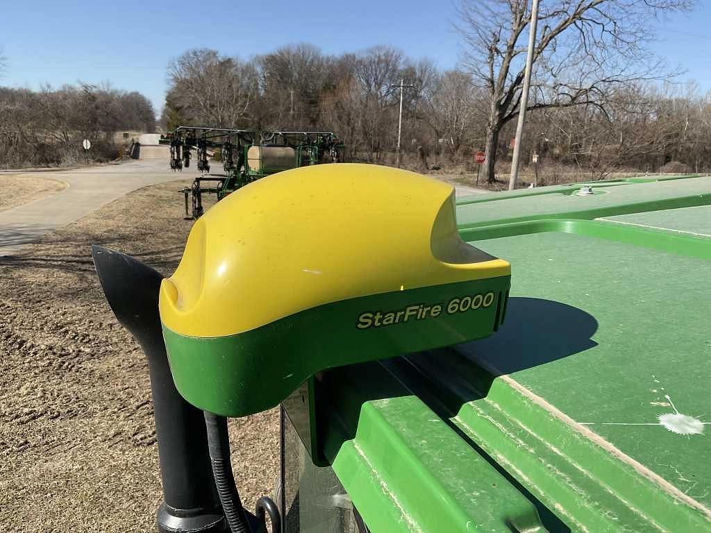 Image of John Deere StarFire 6000 Primary Image