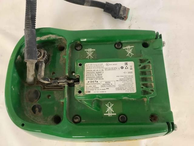 Image of John Deere StarFire 6000 equipment image 3