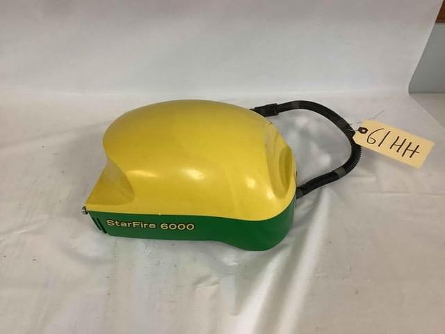 Image of John Deere StarFire 6000 equipment image 1