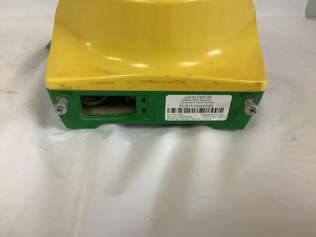 Image of John Deere StarFire 6000 equipment image 2