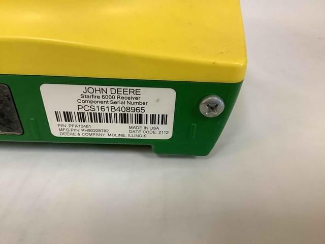 Image of John Deere StarFire 6000 equipment image 3