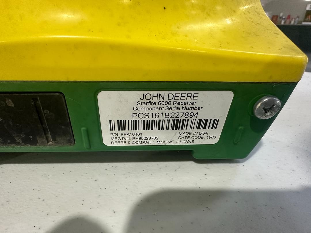 Image of John Deere StarFire 6000 Image 1