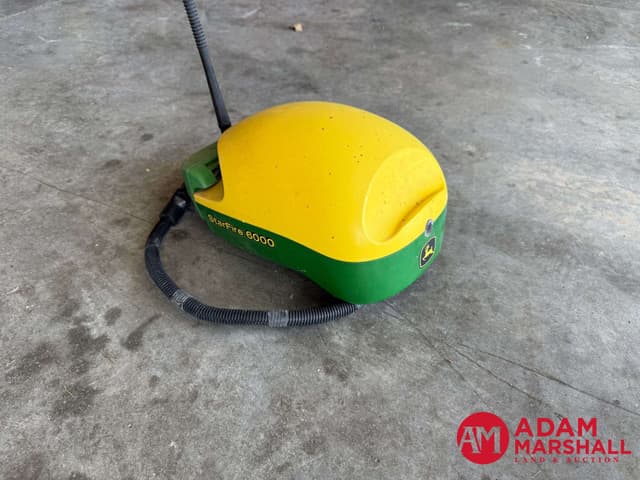 Image of John Deere StarFire 6000 equipment image 1