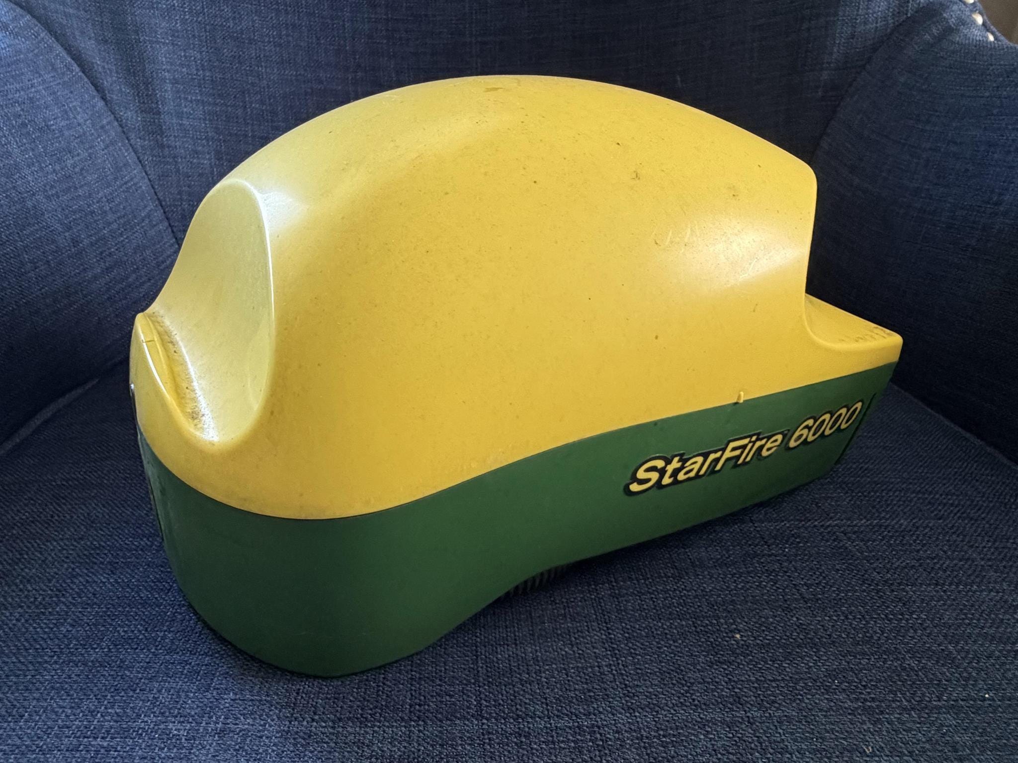 John Deere StarFire 6000 Equipment Image0