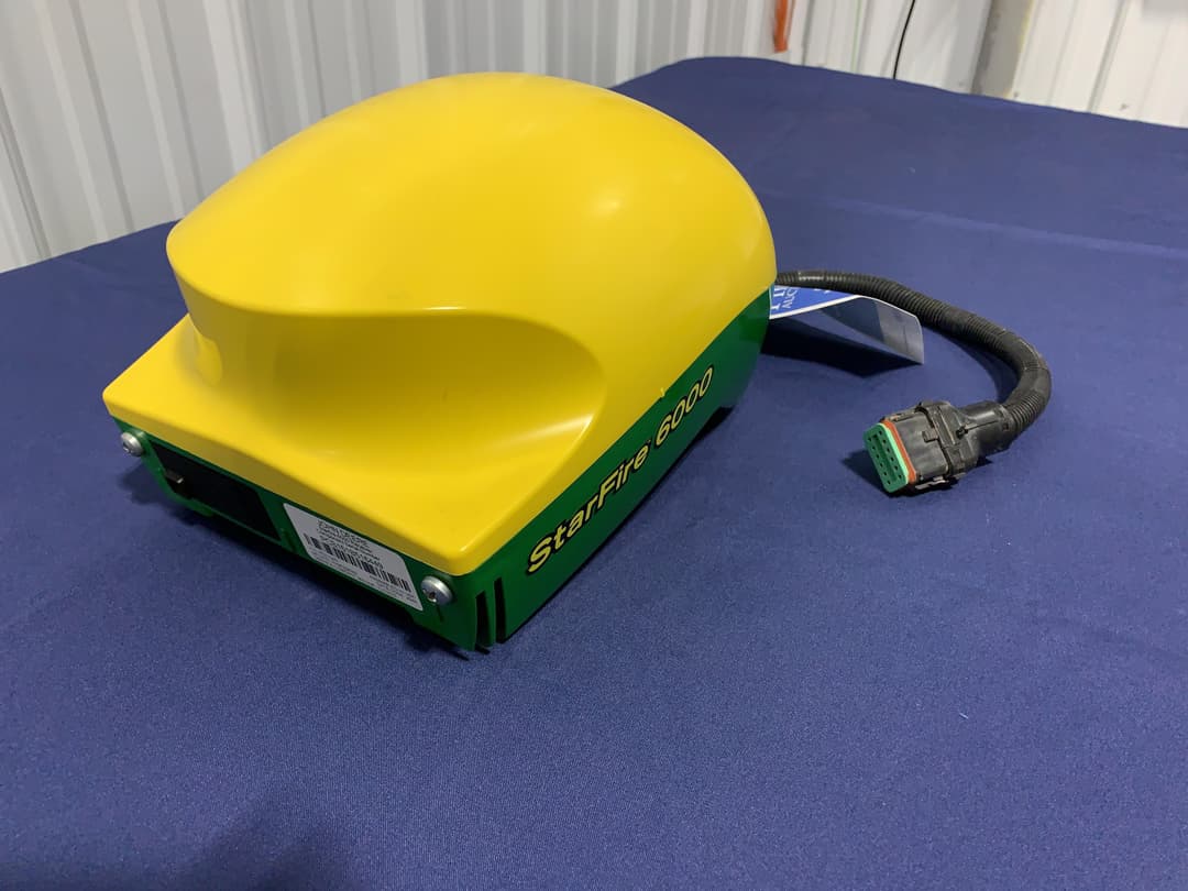 Image of John Deere StarFire 6000 Primary image