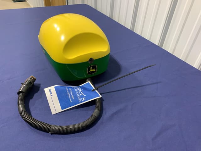 Image of John Deere StarFire 6000 equipment image 3