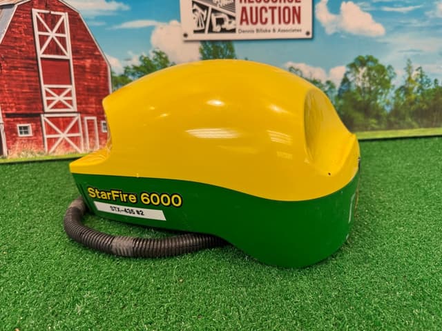 Image of John Deere StarFire 6000 equipment image 4