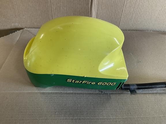 Image of John Deere StarFire 6000 Image 0