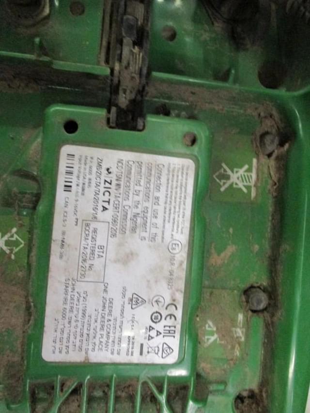 Image of John Deere StarFire 6000 equipment image 4