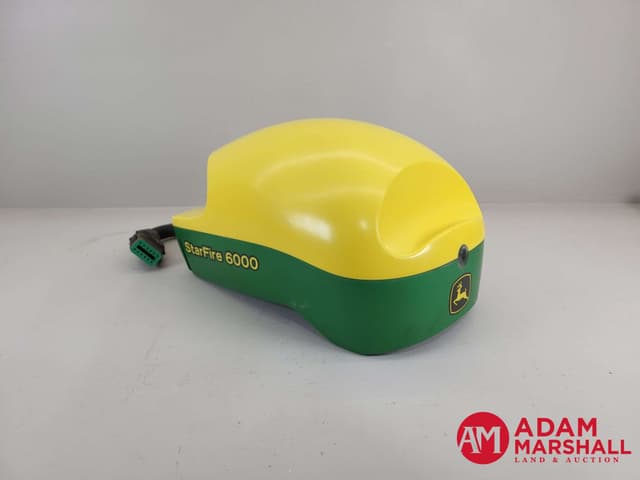 Image of John Deere StarFire 6000 equipment image 1