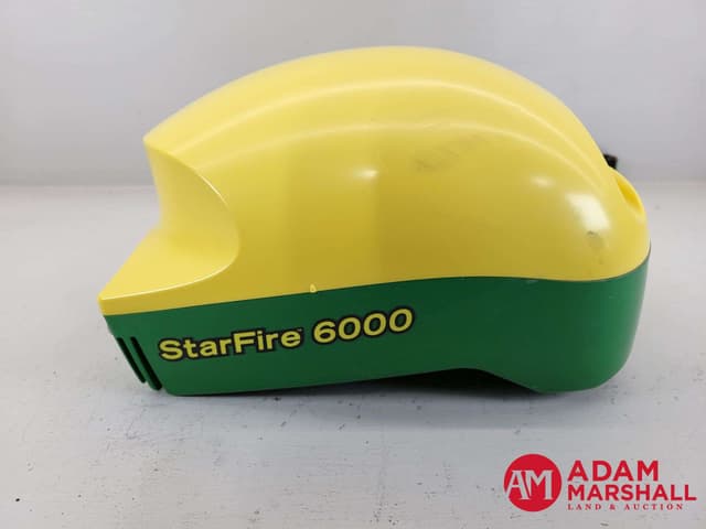 Image of John Deere StarFire 6000 equipment image 4