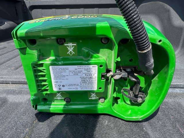 Image of John Deere StarFire 6000 equipment image 3