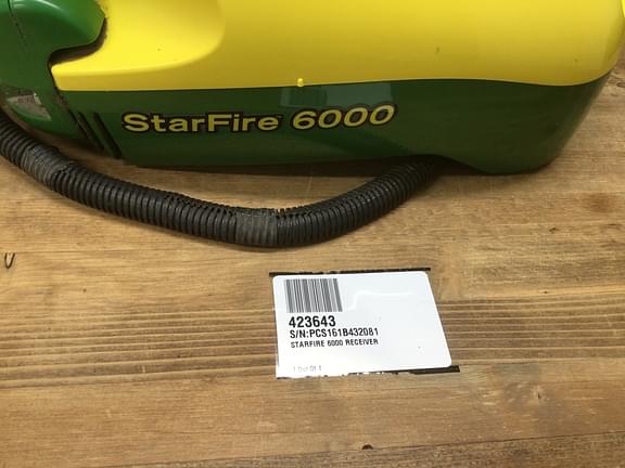 Image of John Deere StarFire 6000 equipment image 4