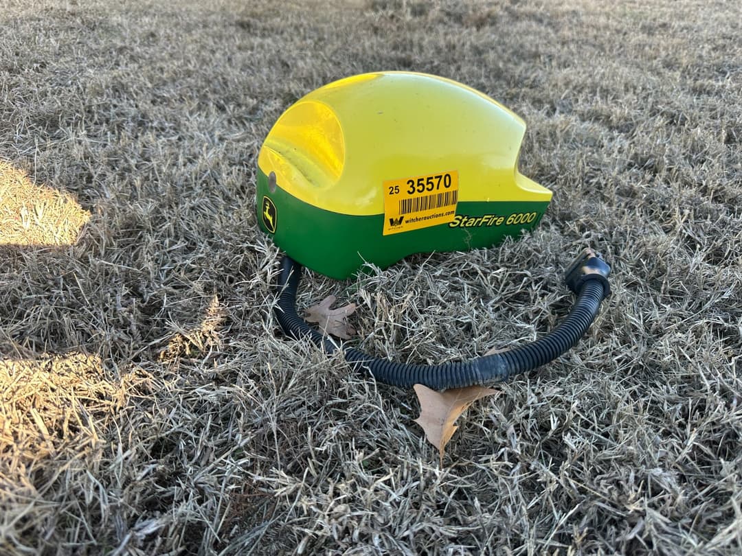 Image of John Deere StarFire 6000 Image 0