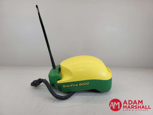 Image of John Deere StarFire 6000 equipment image 4