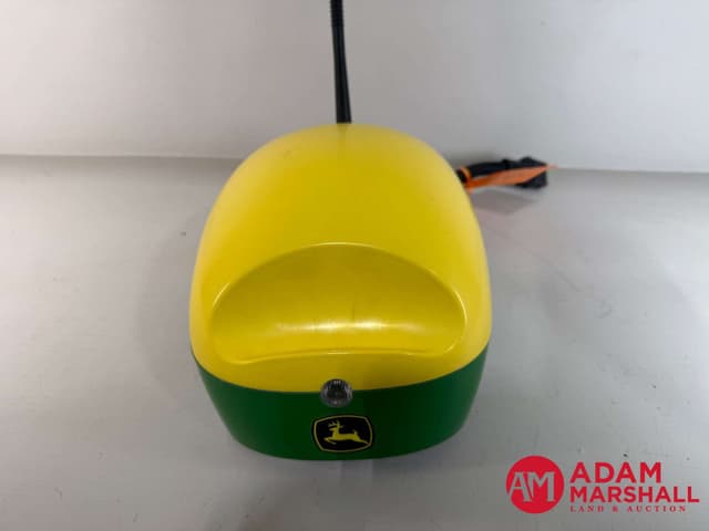 Image of John Deere StarFire 6000 equipment image 2