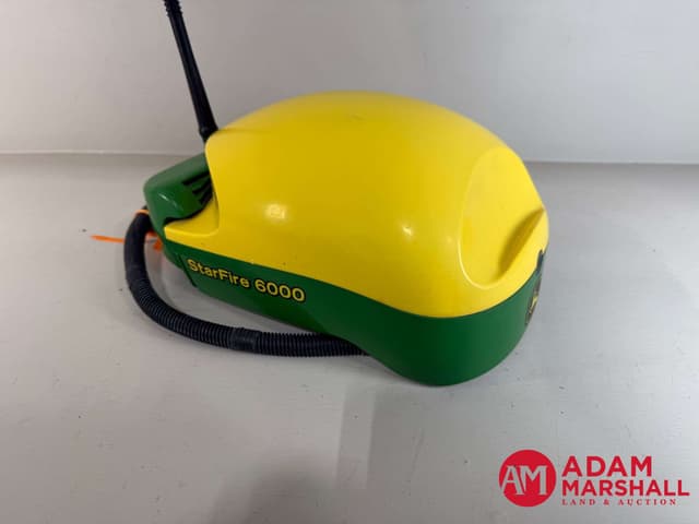 Image of John Deere StarFire 6000 equipment image 1