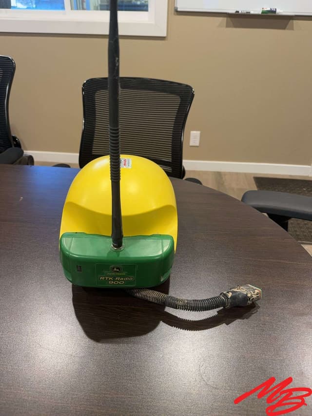 Image of John Deere StarFire 6000 equipment image 3