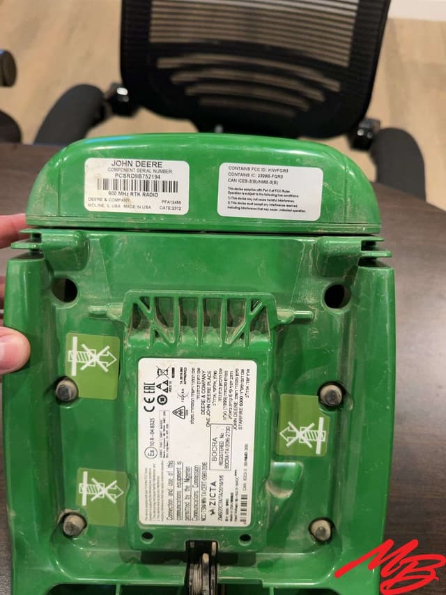 Image of John Deere StarFire 6000 equipment image 4