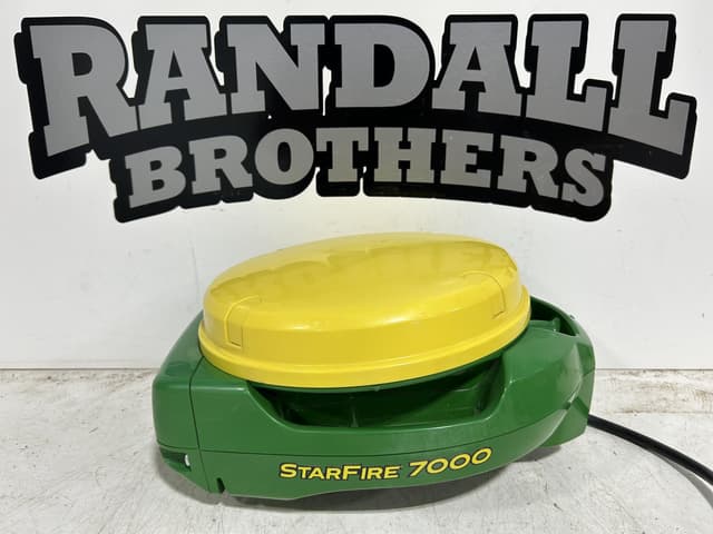 Image of John Deere StarFire 7000 equipment image 1