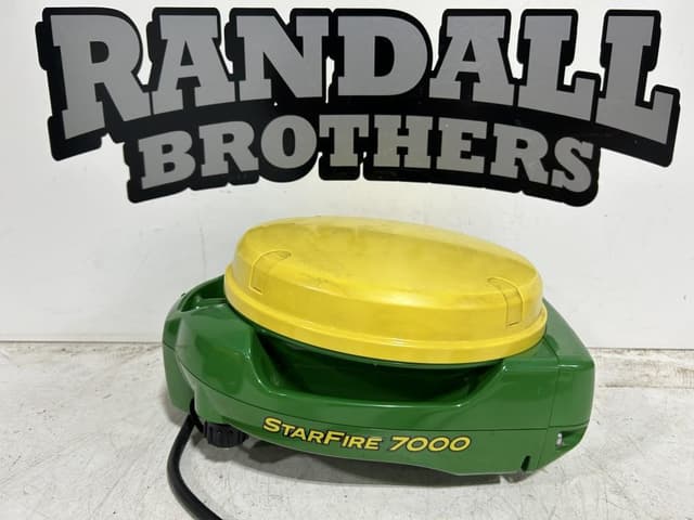 Image of John Deere StarFire 7000 equipment image 1