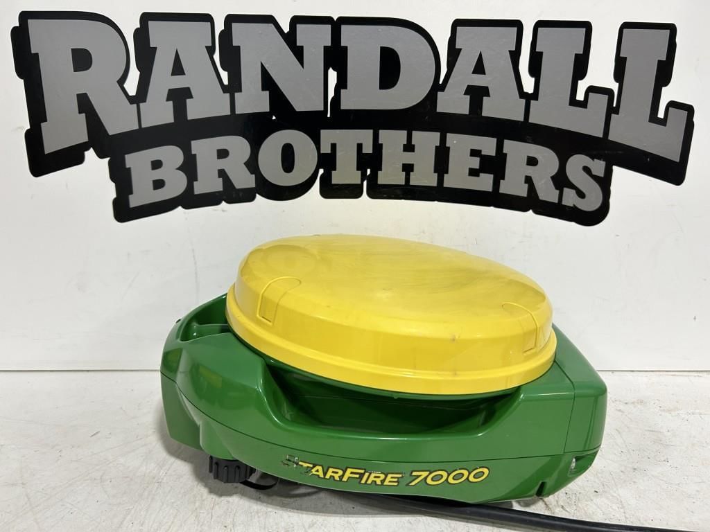John Deere StarFire 7000 Equipment Image0