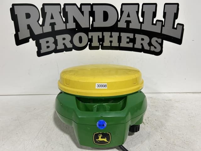 Image of John Deere StarFire 7000 equipment image 2