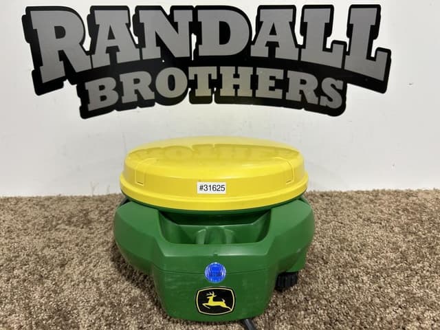 Image of John Deere StarFire 7000 equipment image 1