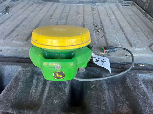 Image of John Deere StarFire 7000 equipment image 1