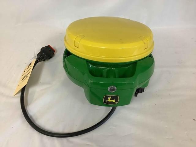 Image of John Deere StarFire 7000 equipment image 1