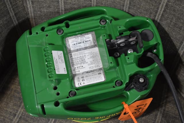 Image of John Deere StarFire 7000 equipment image 4