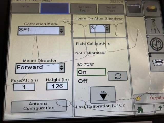 Image of John Deere StarFire 7500 equipment image 3