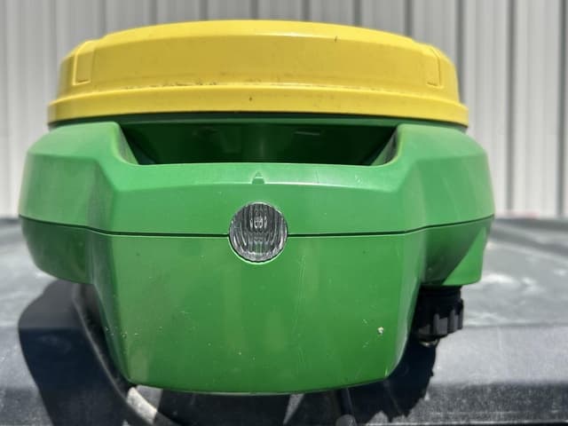 Image of John Deere StarFire 7500 equipment image 1
