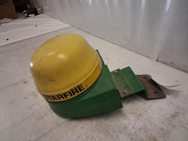 Image of John Deere Starfire equipment image 4