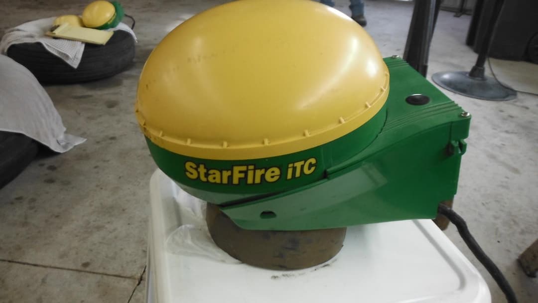 Image of John Deere StarFire iTC Image 1