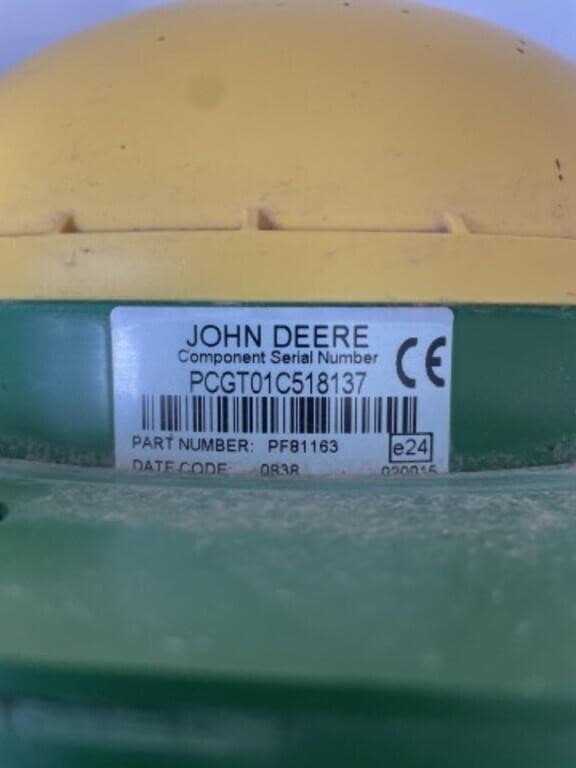 Image of John Deere StarFire iTC equipment image 1