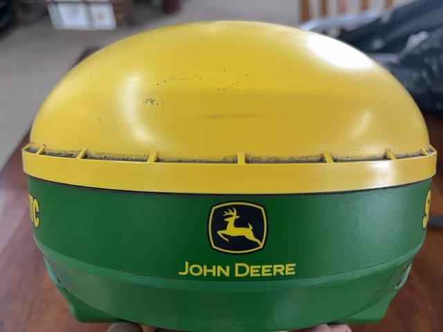 Image of John Deere StarFire iTC equipment image 1