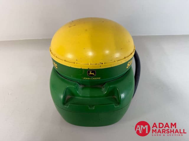 Image of John Deere StarFire iTC equipment image 2