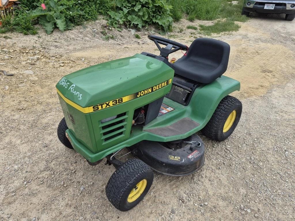 John Deere STX38 Equipment Image0