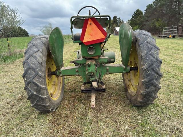 Image of John Deere B equipment image 4