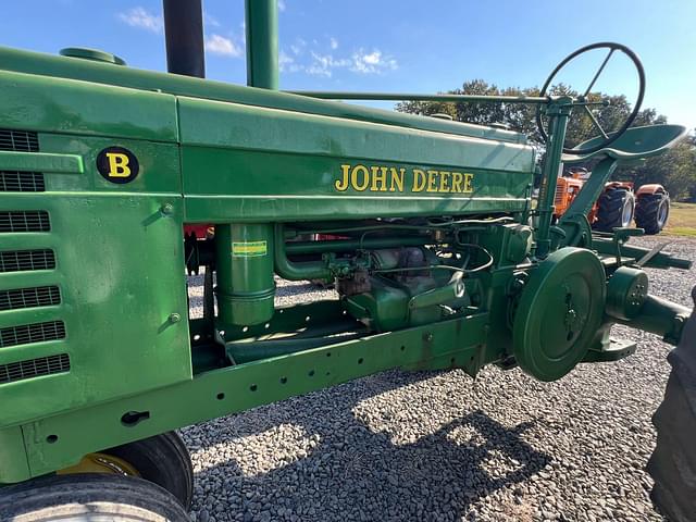 Image of John Deere B equipment image 1