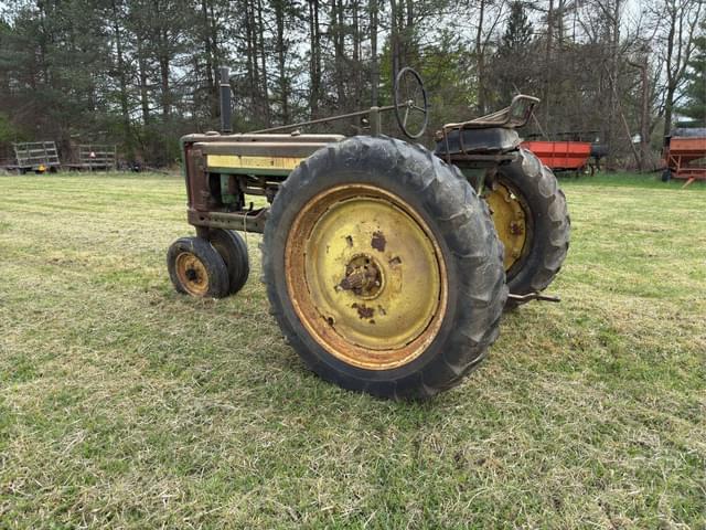 Image of John Deere B equipment image 3