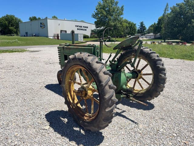 Image of John Deere B equipment image 4