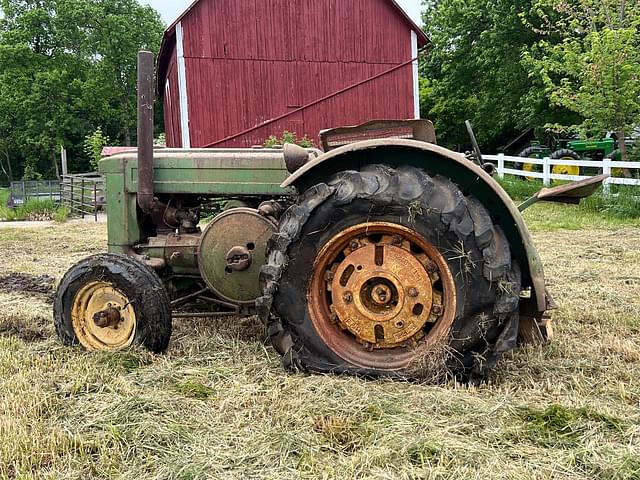 Image of John Deere D equipment image 1