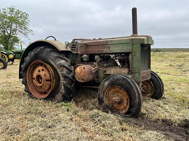 Image of John Deere D equipment image 2