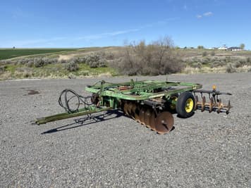 Main image John Deere 215