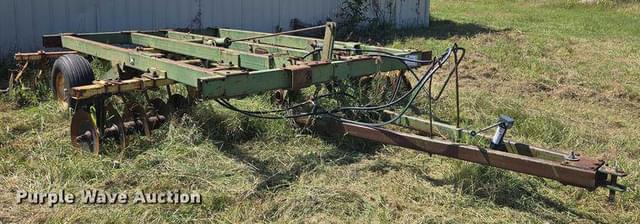 Image of John Deere T0230 equipment image 2