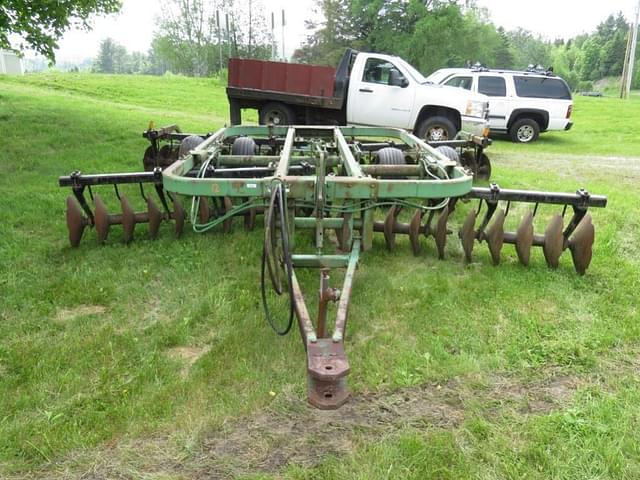 Image of John Deere T3121 equipment image 1
